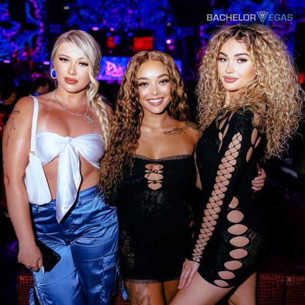 bachelorette-vegas-party