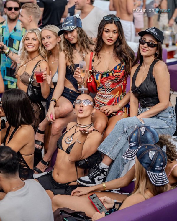 bachelorette-vegas-party