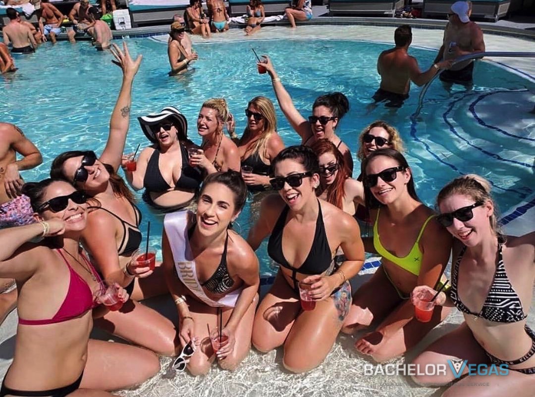 flamingo-go-pool-bachelorette-party