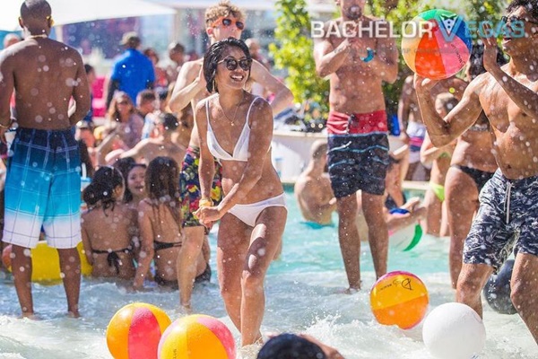 vegas-pool