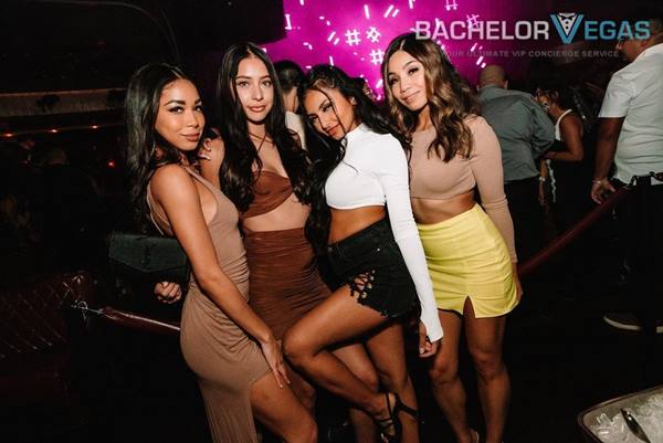 vegas-girls-at-jewel-nightclub
