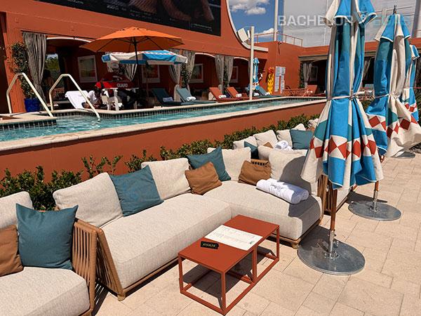 VIP Small Couch