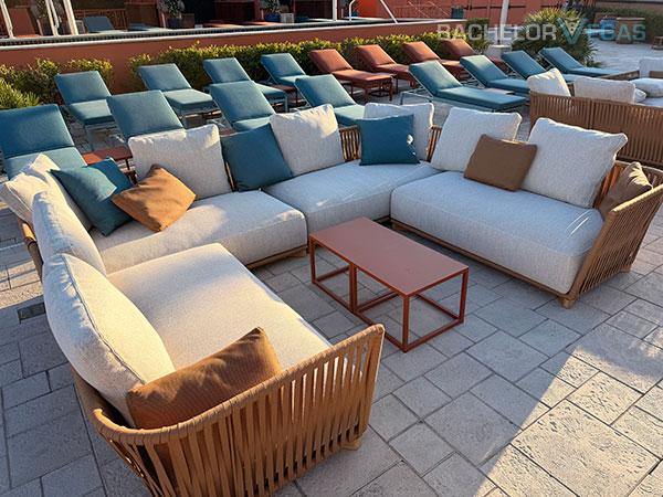 VIP U-Shaped Couch